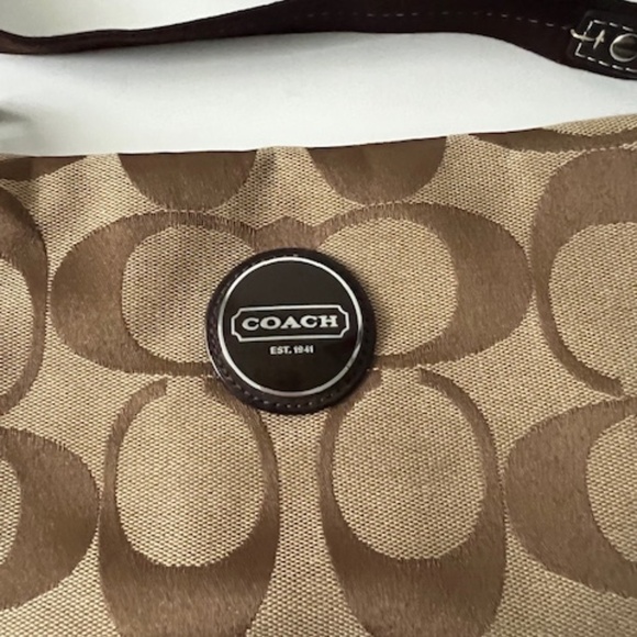 Coach Designer Large Brown Canvas Crossbody - Picture 2 of 5